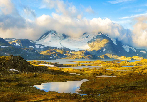 Der Jotunheimen ist eines der aufregendsten Reiseziele Norwegens © kiszon pascal / Getty Images