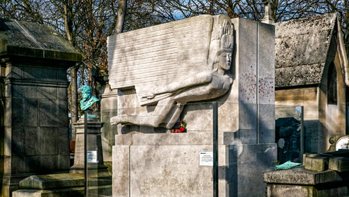 Grab von Oscar Wilde auf dem Pere Lachaise Friedhof - (Foto ©Bruno De Hogues/Getty Royalty Free)