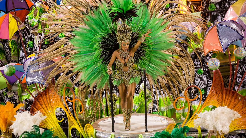 Hauptstadt hin oder her - wen kümmert das, wenn der Carneval in Rio de Janeiro zu Hause ist? - (Foto: ©Celso Pupo/Shutterstock)