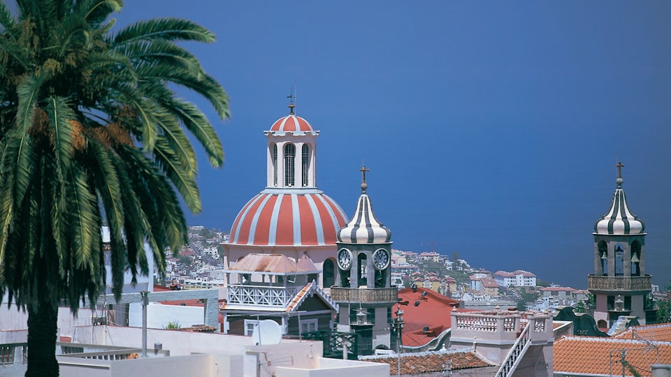Blick auf die Türme der Kirche Nuestra Señora de la Concepción in La Orotava © Turespaña
