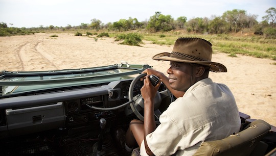 Lazarus Mkhonto, Ranger im Krüger-Nationalpark © Michael Heffernan