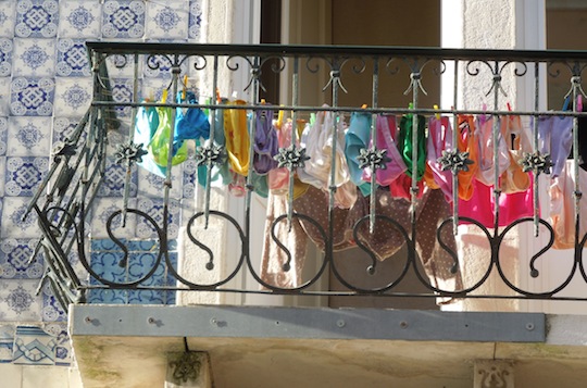 Wäsche auf dem Balkon © Markus Steiner