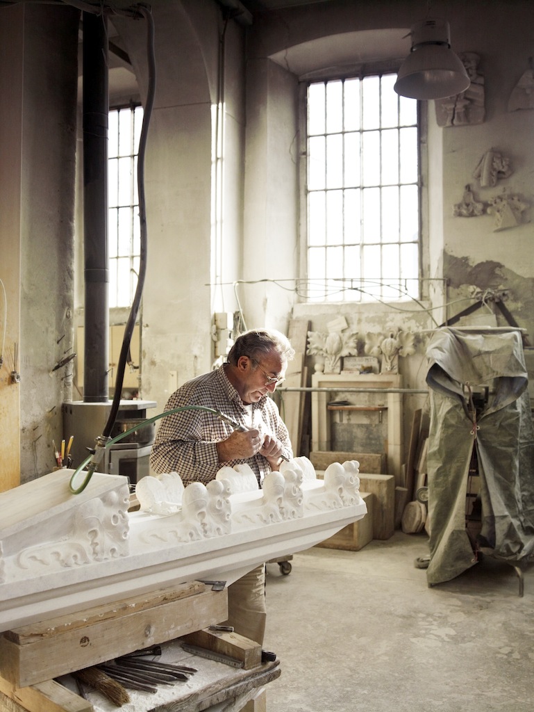 Bildhauer Lino Rossini fertigt Steine für den Mailänder Dom an © Andrew Montgomery