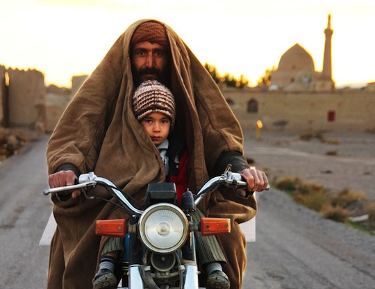 Motorradfahrer im Iran © Gwen Weisser und Patrick Allgaier