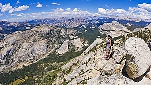 Aussicht von Tenaya Peaks © Superstock