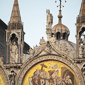 "Die goldene Basilika" - der Markusdom © Matt Munro