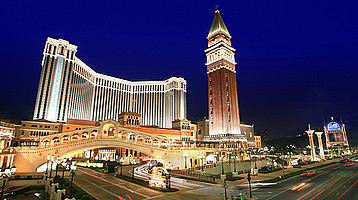 Das Venetian Macao-Resort-Hotel ist von der Fläche her das größte Hotelgebäude Asiens. © 2010 MGTO