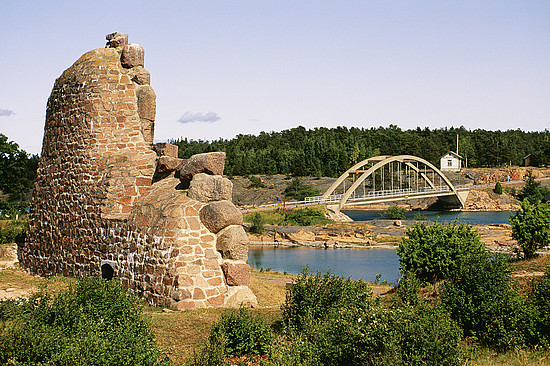 Leere Strände und ausgezeichnete Fahrradstrecken und Campingplätze warten auf der Inselgruppe Åland. © BMJ / Shutterstock