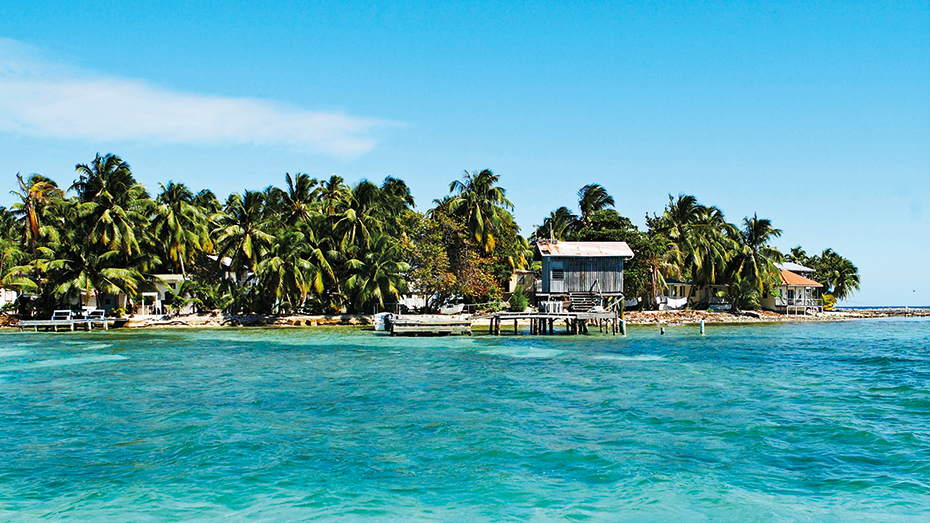 Die winzigen tropischen Inseln wie Tobacco Caye zu erkunden ist eine der größten Freuden bei einem Besuch auf Belize. 
