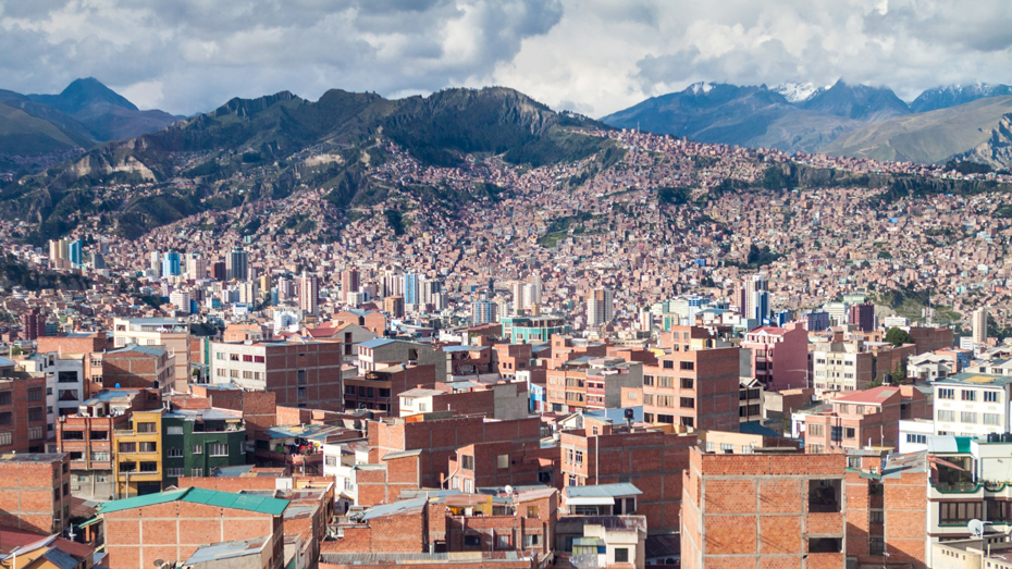 La Paz ist in vielerlei Hinsicht atemberaubend © Matyas Rehak / Shutterstock