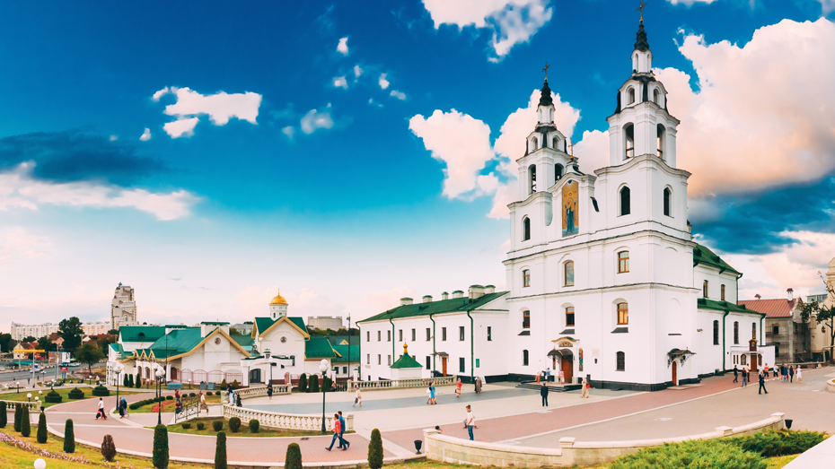 Die Heilig-Geist-Kathedrale ist ein Wahrzeichen von Minsk © bruev / Getty Images
