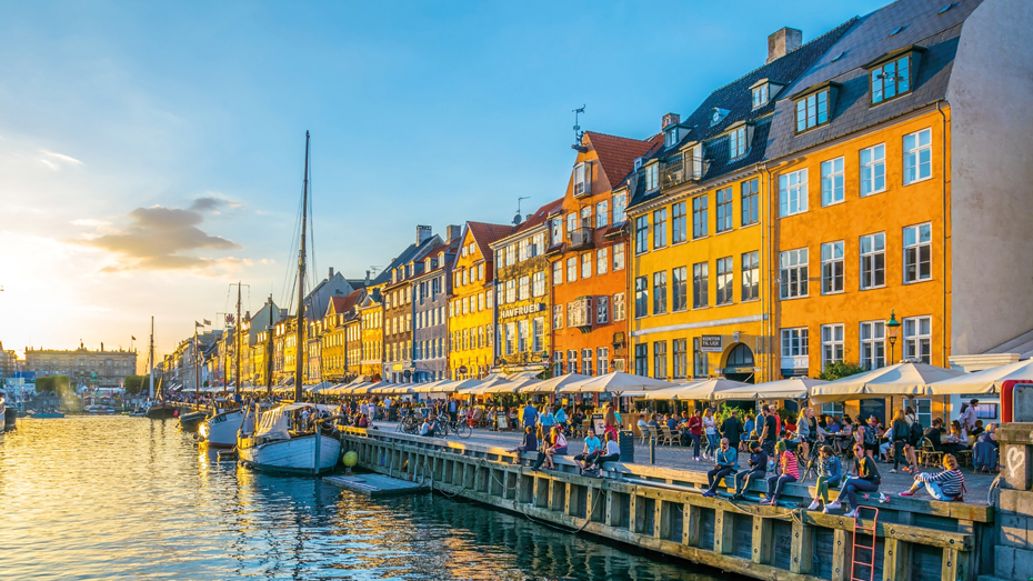 Hafen von Nyhavn in Kopenhagen ©trabantos / Shutterstock