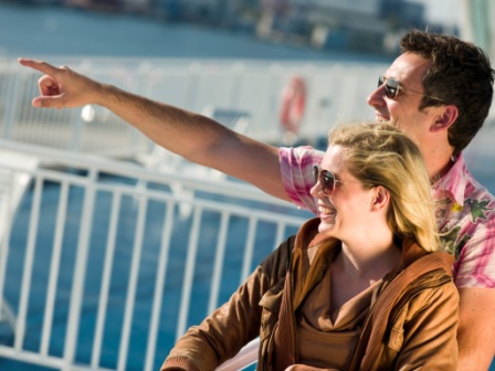 Vom Sonnendeck genießt Du den Ausblick auf die Ostsee. © Finnlines