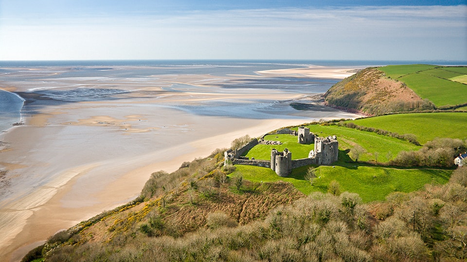 Llansteffan Castle, Carmarthenshire / Crown Copyright (2018) Visit Wales