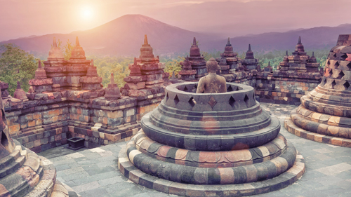 Auf dem Borobudur Tempel - (Foto: ©vicnt/Getty Royalty Free)