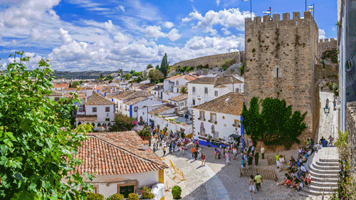 Der Ort Obidos mit seinen mittelalterlichen Häusern - (Foto: ©StockPhotosArt/Shutterstock Royalty Free)