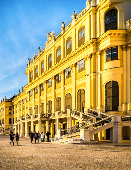 Schloss Schönbrunn - (Foto: martin hollaus/500px Royalty Free) 