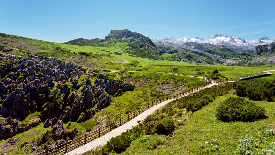 Die Picos de Europa im Norden Spaniens gelten als Eldorado für Kletterer - (Foto: ©DuMont Bildarchiv, Arthur F. Selbach)