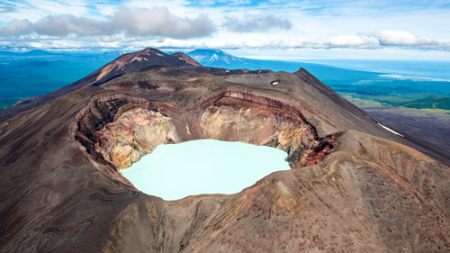 See im Troitzki Krater des Semjatschik - (Foto: ©Serge-Kazakov/iStock.com)