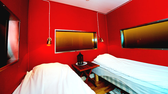 Schlafraum im Hotel Utter Inn - (Foto: © Leon Grimaldi, Västerås & Co.)