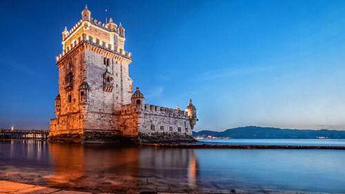 Der Turm von Belém abends - (Foto: ©Carlos Cardoso/500px Royalty Free)