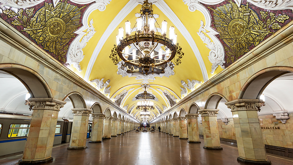 Komsolmskaja in Moskau - (Foto: ©iStock.com/scaliger)