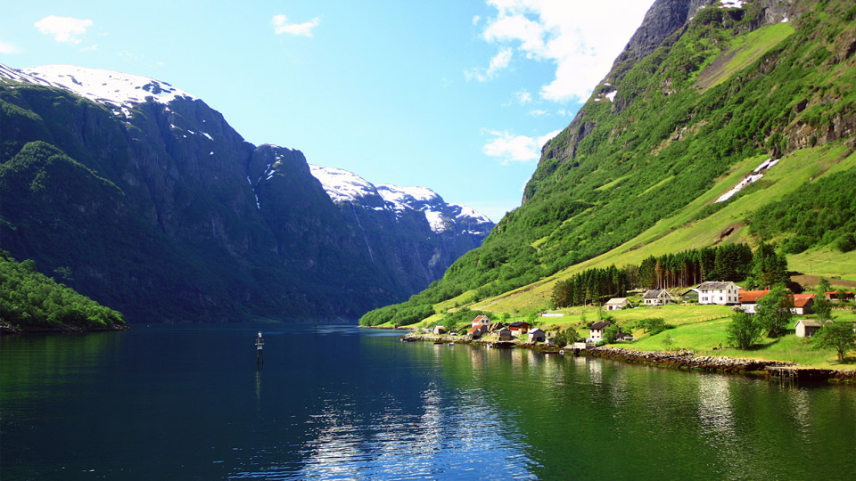Segeln, angeln und wandern auf dem Fjord-Abenteuer zu einem Musikfestival - (Foto:©LIUDMILA ERMOLENKO/Shutterstock)