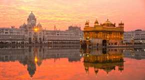 Goldener Tempel in Indien - (Foto: ©MasterLu/Getty Royalty Free)