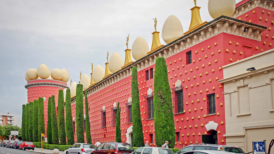 Theater-Museum Salvador Dalí in Figueres - (Foto: ©Kiwisoul/Shutterstock)