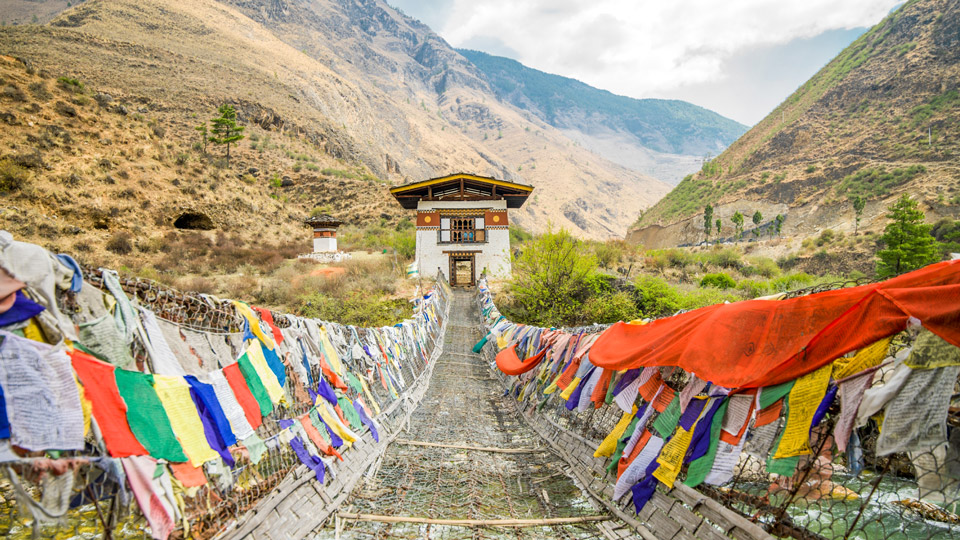 Wer Bhutan erreicht, vergisst schnell die komplizierte Planungsphase - (Foto: ©Mark A Paulda/Getty Images)