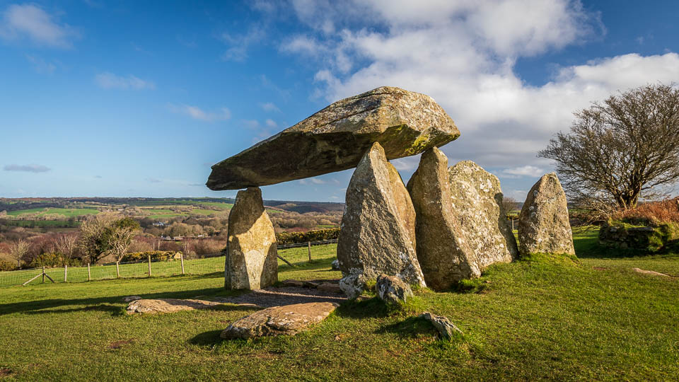 Die Landschaften von Wales und Irland sind voller Wunder - (Foto: Katrin Goldmann)