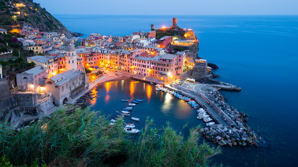 Vernazzas malerischer Hafen - (Foto: ©Justin Foulkes/Lonely Planet)