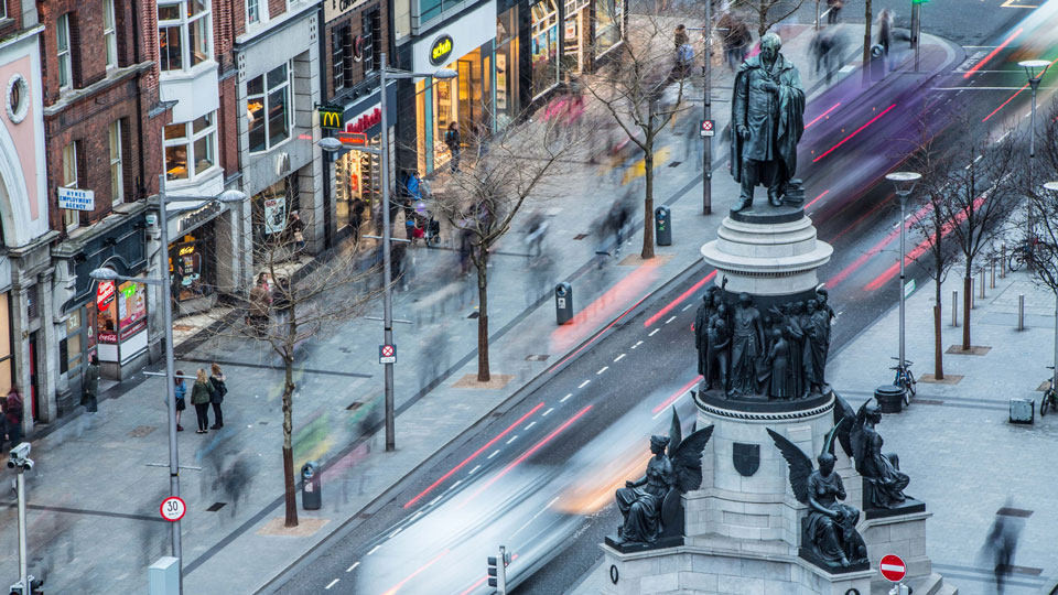 Die O'Connell Street ist die Hauptverkehrsader Dublins - (Foto: © David Soanes Photography / Getty Images)