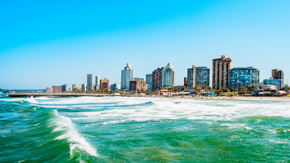 Blick vom Meer auf Durban - (Foto: © Filippo Romeo/EyeEm/Getty Images)