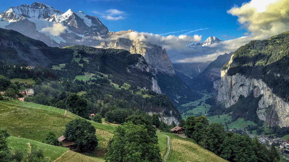 Das Schweizer Lauterbrunnental ist eine alpine Naturperfektion - (Foto: ©Julen Garces Carro/EyeEm/Getty Images)
