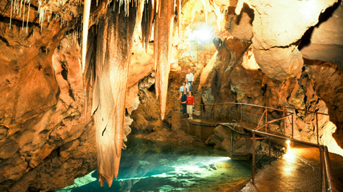 Der Pool of Cerberus in den Jenolan Caves - (Foto: http://www.jenolancaves.org.au/) 