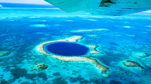 Das Blue Hole von Belize - (Foto: ©Emma Shaw/LP Staff Collection)