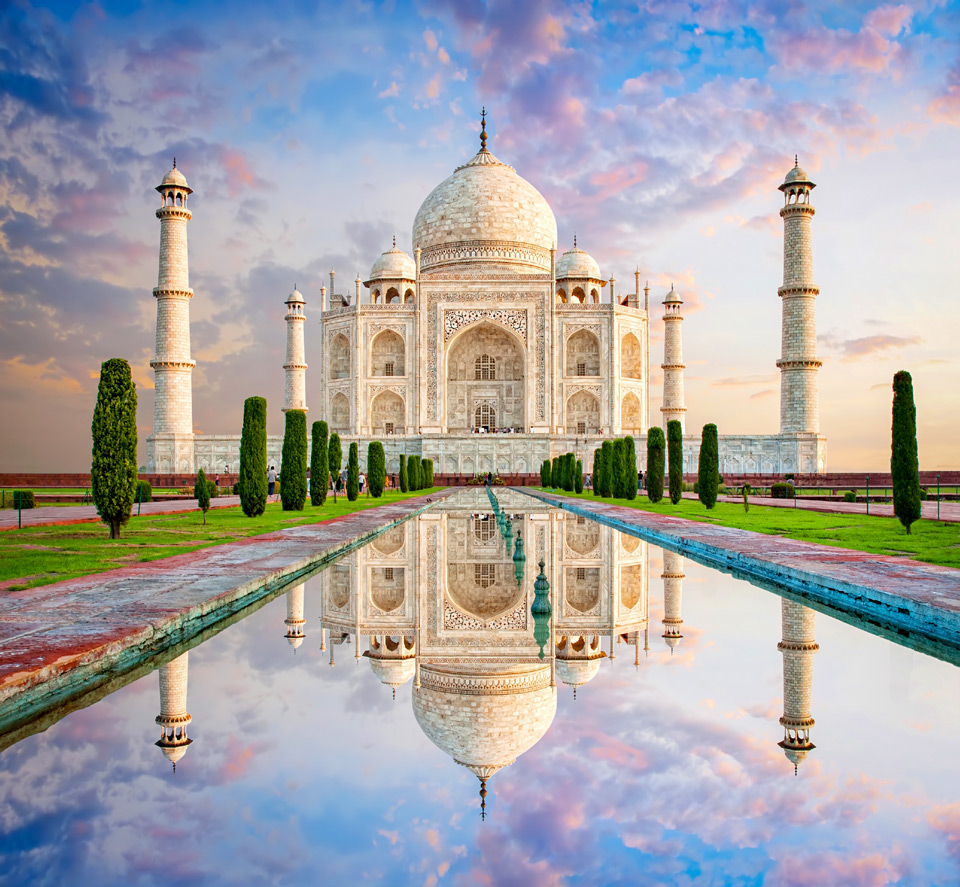 Taj Mahal im Morgenlicht – (Foto ©Olena Tur/Shutterstock)