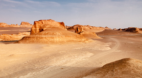 Wüste Kalut im Iran - (Foto: ©Vladmax/istock.com) 