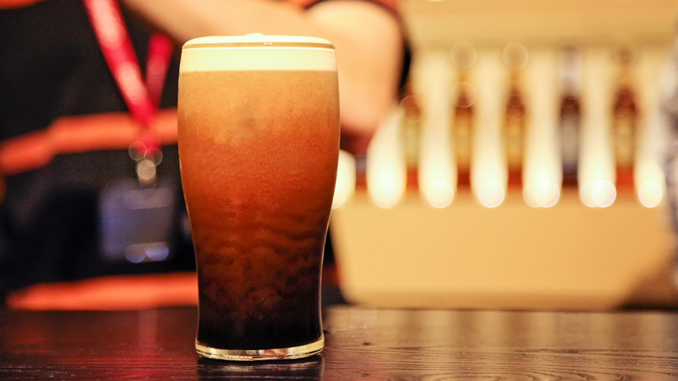 Ohne Guinness keine echte Irlandreise - (Foto: ©Zdenka_Simekova/Getty Images)
