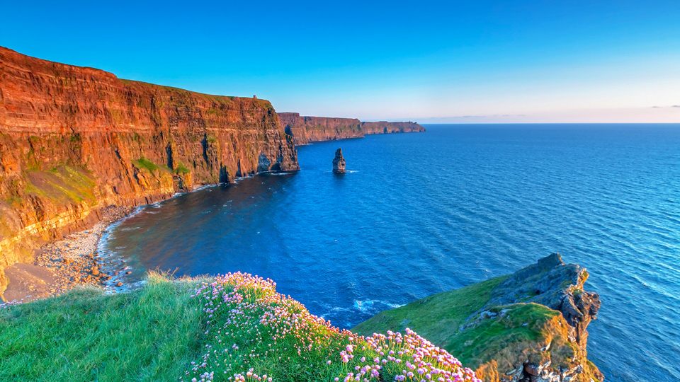 Eindrucksvolle Cliffs of Moher - Foto: (©Kwiatek7/Shutterstock)