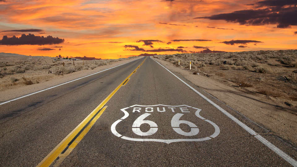 Der Traum vieler: einmal entlang der legendären Route 66 fahren - (Foto: ©trekandshoot/Getty Images)