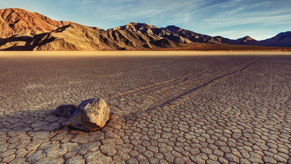 Einzigartig: eine Wanderung im Death Valley Nationalpark - (Foto: ©Copyright Matt Kazmierski/Getty Images)