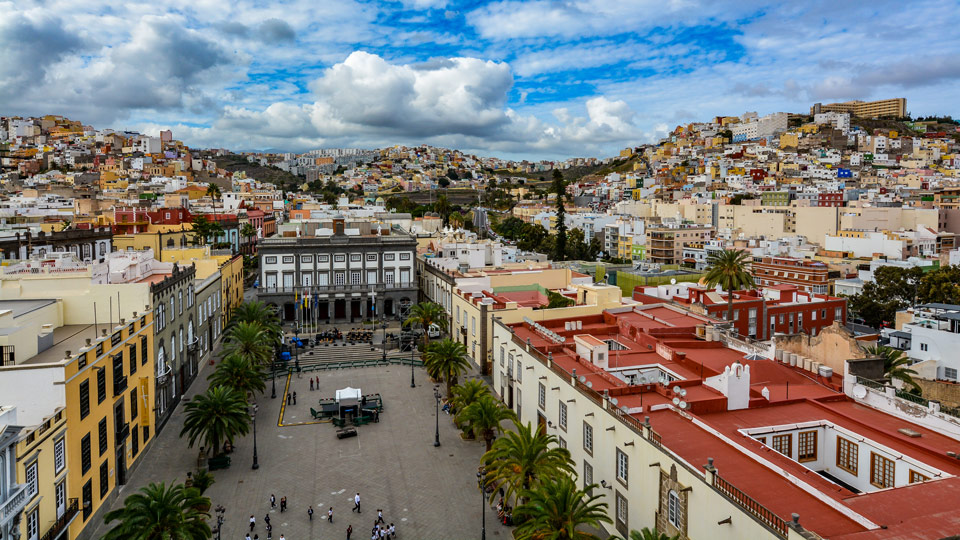 Blick auf Las Palmas auf Gran Canaria - (Foto: © Tomasz Czajkowski / Shutterstock)