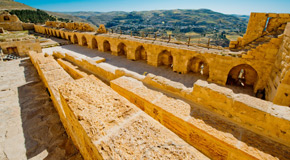 Was Jordanien an Bürokratie fehlt, macht es in Sachen faszinierender Geschichte und Abenteuer mehr als wett - (Foto: © Anton_Ivanov/Shutterstock)