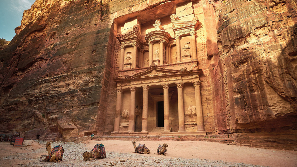Petra in Jordanien - (Foto: ©Aleksandra H. Kossowska/Shutterstock)