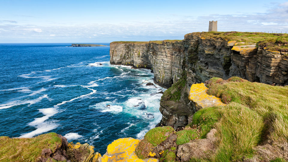 Victors Flucht führt auf die geheimnisvollen Orkney-Inseln - (Foto: ©Martin McCarthy/Getty Images)