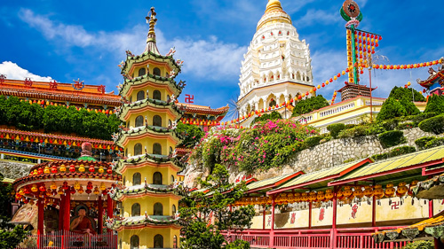 Kek Lok Si Tempel in Georgetown - (Foto: ©pawopa3336/istock.com)