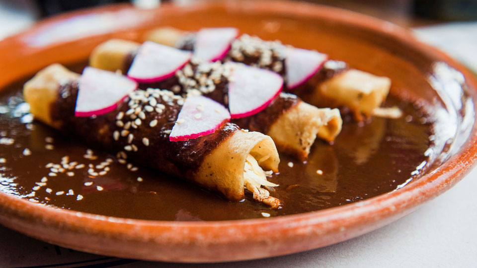 Traditionelle Mole Poblano wird nach einer Vielzahl von Rezepten hergestellt - (Foto: © Marcos Elihu Castillo Ramirez / Getty Images)