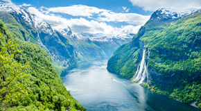 Faszinierendste Schiffspassage der Welt: Geirangerfjord - (Foto: ©Justin Foulkes/Lonely Planet)
